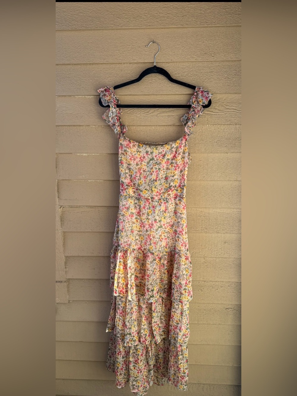 ASTR The Label - Tie Back Ruffle Floral Maxi Dress - Picture 1 of 4